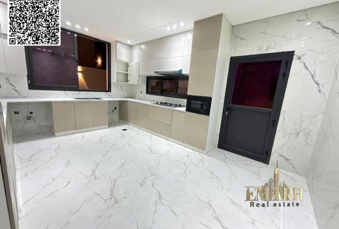 84063430 - Property Image 3