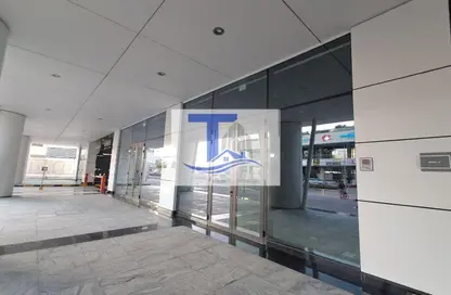 متجر - استوديو للايجار في مركز أبوظبي الوطني للمعارض - شارع الخليج العربي - البطين - أبوظبي