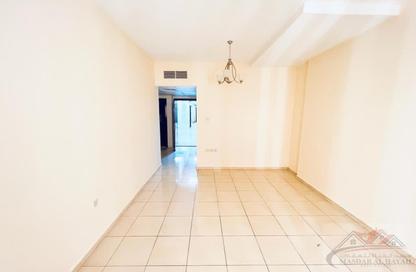 Apartment - 1 Bedroom - 2 Bathrooms for rent in Muwaileh 29 Building - Muwaileh - Sharjah