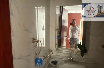 Apartment - 2 Bedrooms - 2 Bathrooms for rent in Thuraya Al Majaz Building - Al Majaz 3 - Al Majaz - Sharjah Apartment - 2 Bedrooms - 2 Bathrooms for rent in Thuraya Al Majaz Building - Al Majaz 3 - Al Majaz - Sharjah