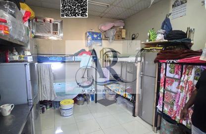 Labor Camp - Studio - 7+ Bathrooms for rent in Ali Mousa Building - Al Sajaa Industrial - Al Sajaa - Sharjah