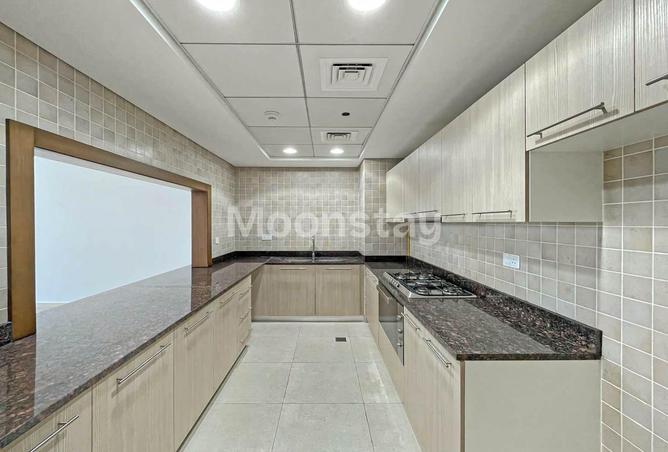 112305813 - Property Image 3
