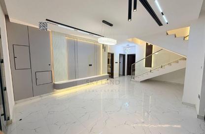 Villa - 5 - 7 for sale in Kabbali Hills - Al Helio 2 - Al Helio - Ajman Villa - 5 - 7 for sale in Kabbali Hills - Al Helio 2 - Al Helio - Ajman