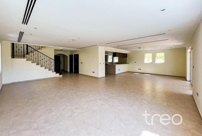 132009944 - Property Image 2