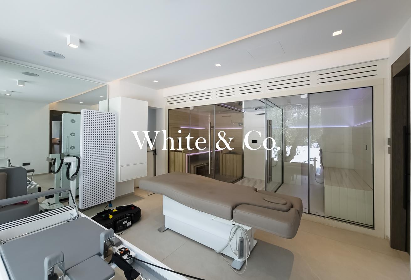 One of a kind | Ready Now | Cinema Room photo 23