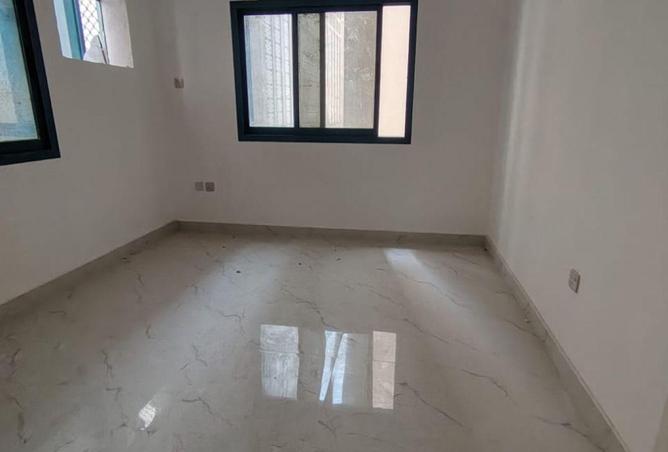 104257400 - Property Image 3