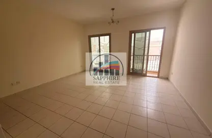 شقة - 1 حمام للايجار في S09 - طراز أسباني - المدينة العالمية - دبي