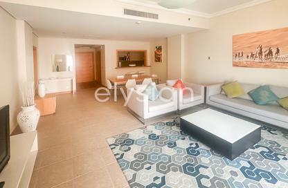 Apartment - 1 Bedroom - 2 Bathrooms for rent in Al Das - Shoreline Apartments - Palm Jumeirah - Dubai