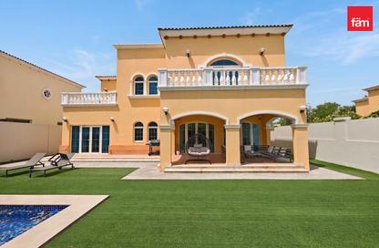 Villa - 5 Bedrooms - 6 Bathrooms for rent in District 2 - Jumeirah Park - Dubai