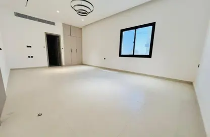 Apartment - 5 Bedrooms - 7 Bathrooms for rent in Al Yasmeen 1 - Al Yasmeen - Ajman