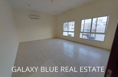 Villa - 4 - 5 for rent in Mohamed Bin Zayed Centre - Mohamed Bin Zayed City - Abu Dhabi