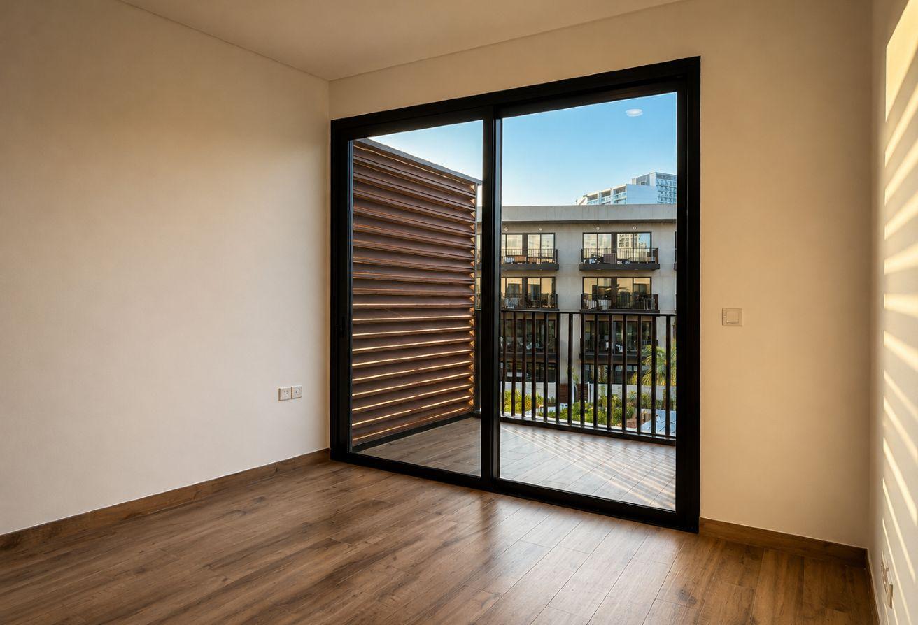 Ready to Move | Vacant | Premium View photo 9