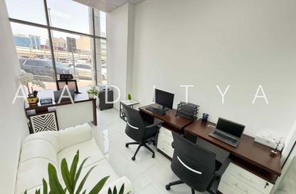 Office Space - Studio - 1 Bathroom for rent in Red Avenue - Al Garhoud - Dubai