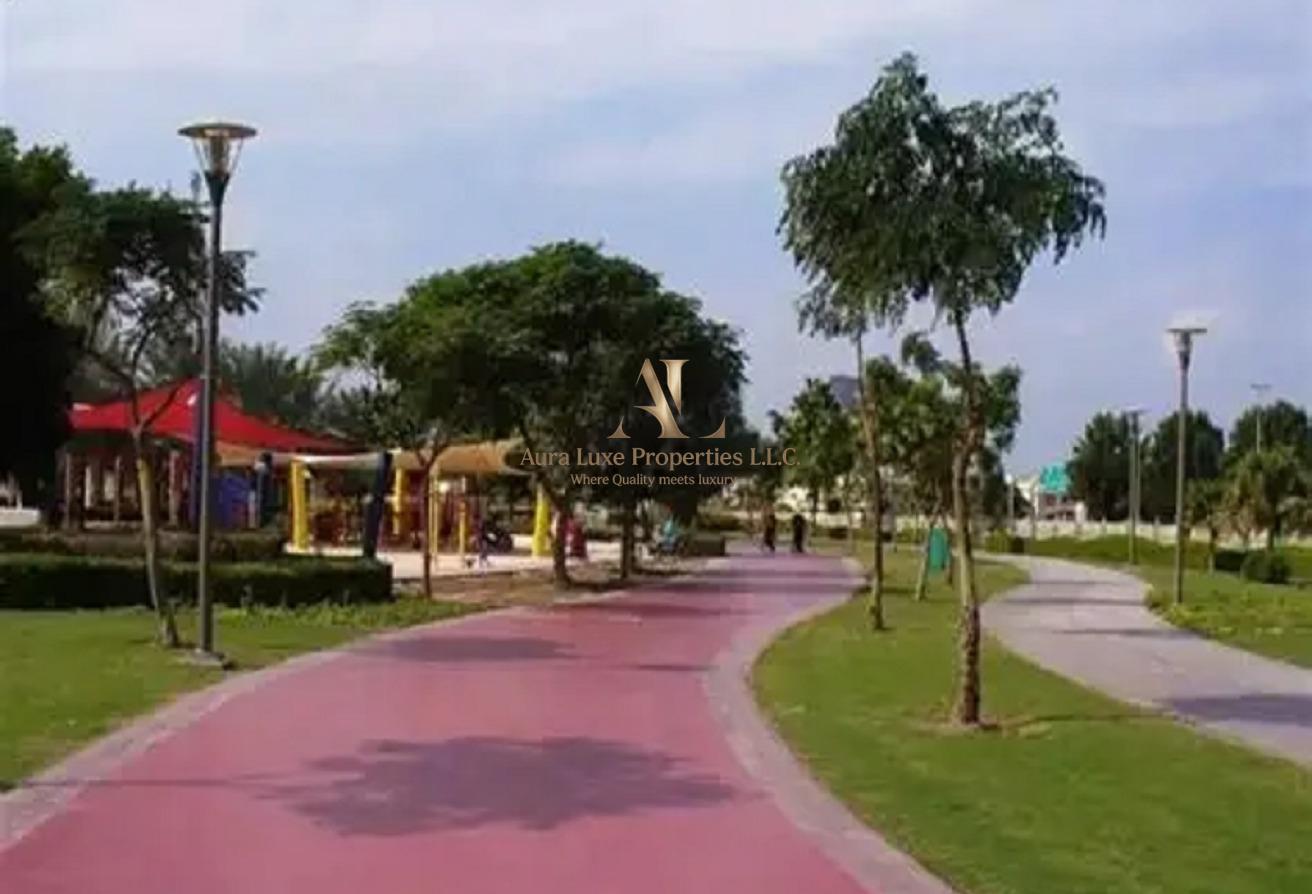 Unfurnished: 3 Br Side Portion|Dewa Bills Free photo 9