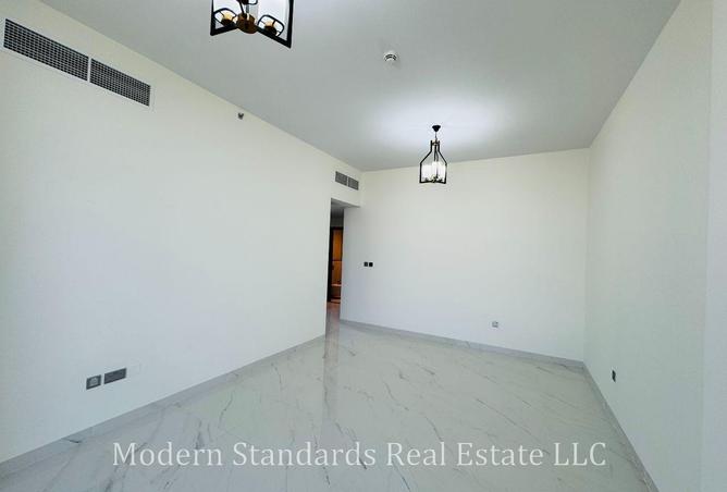 76966953 - Property Image 3