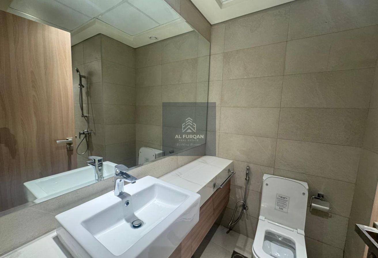 Studio Apartment in Meydan with Covered Parking photo 5