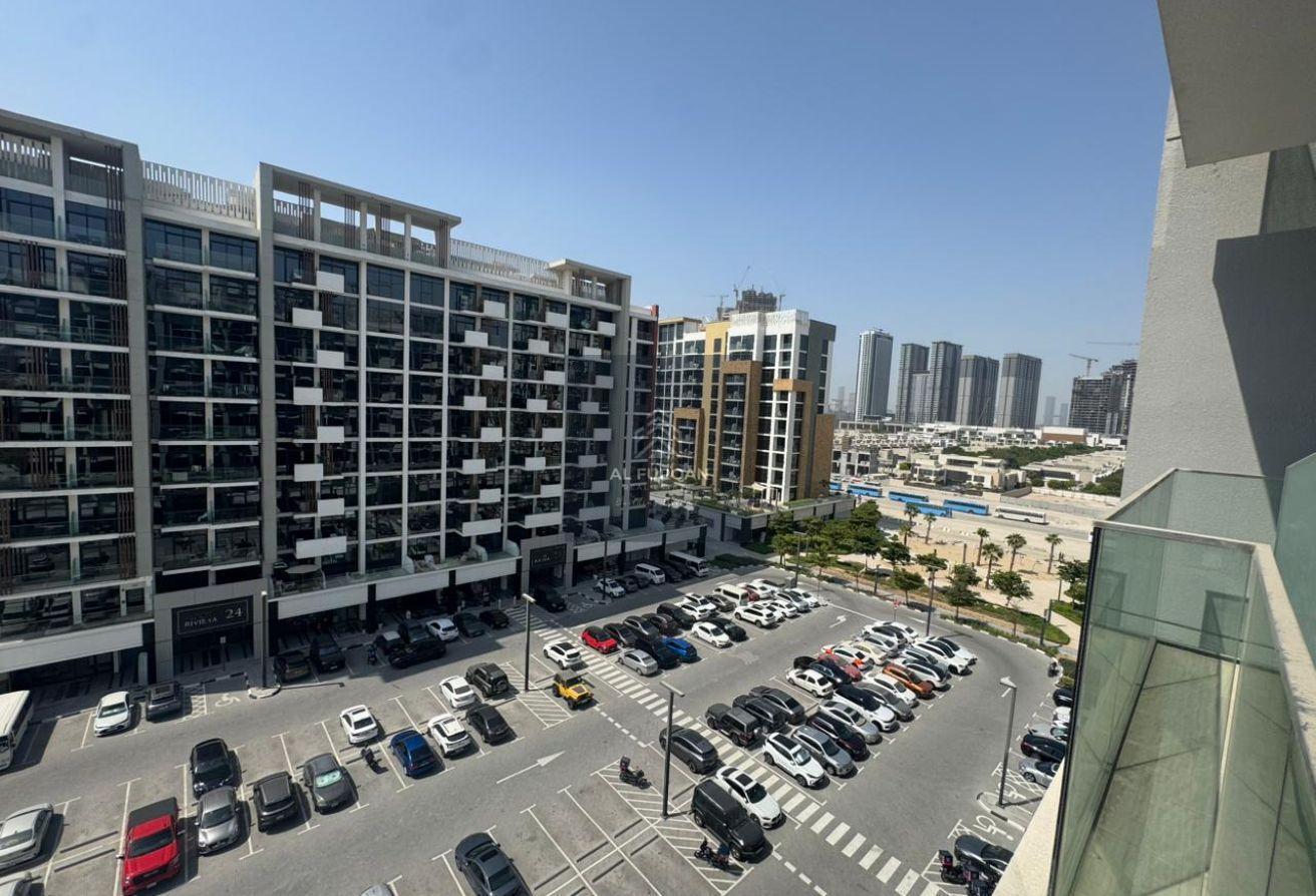 Studio Apartment in Meydan with Covered Parking photo 8