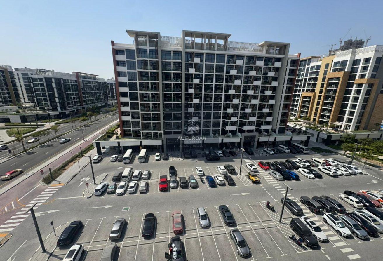 Studio Apartment in Meydan with Covered Parking photo 6