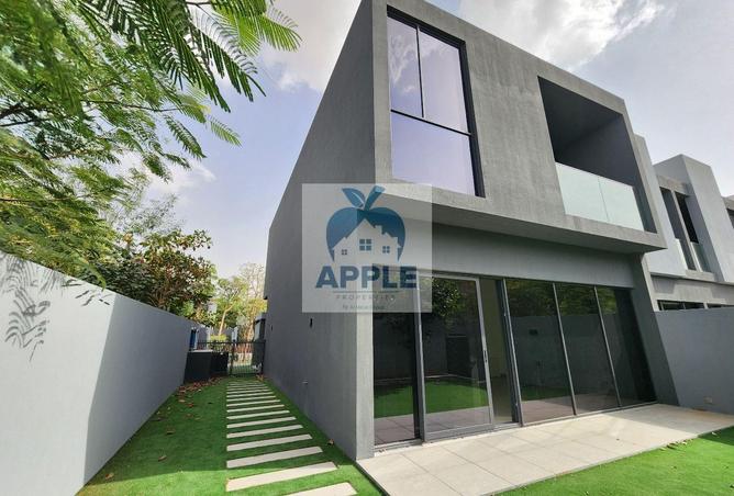 54015068 - Property Image 3