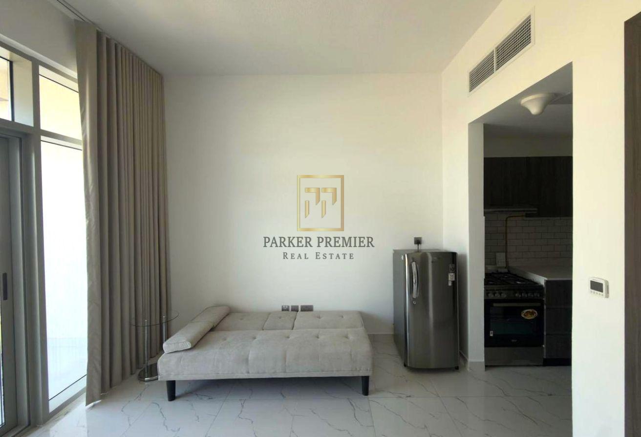 Smart Studio Layout | Fully-Furnished w/ Balcony photo 5