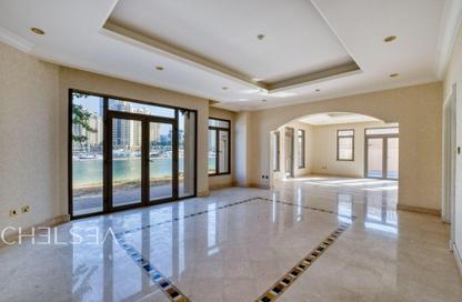 Villa - 5 Bedrooms - 6 Bathrooms for rent in Garden Homes Frond A - Garden Homes - Palm Jumeirah - Dubai