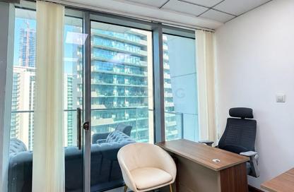 Business Centre - Studio for rent in Iris Bay - Business Bay - Dubai
