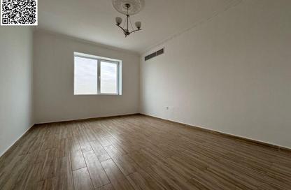Apartment - 2 Bedrooms - 2 Bathrooms for rent in Gate Tower 1 - Musheiref - Ajman