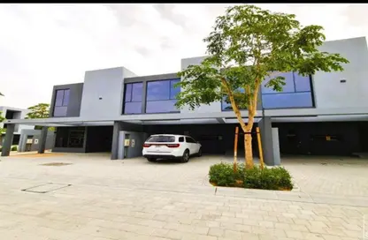Townhouse - 4 Bedrooms - 6 Bathrooms for rent in Robinia - Masaar - Tilal City - Sharjah
