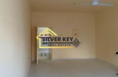 Apartment - 2 Bedrooms - 2 Bathrooms for rent in Budaniq 9 Building - Budaniq - Al Qasimia - Sharjah Apartment - 2 Bedrooms - 2 Bathrooms for rent in Budaniq 9 Building - Budaniq - Al Qasimia - Sharjah