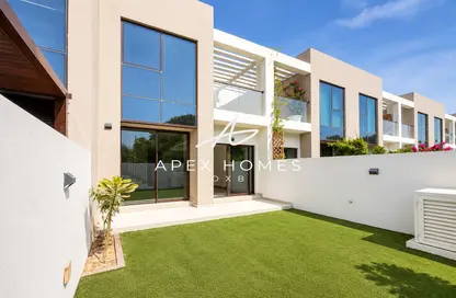 Townhouse - 3 Bedrooms - 4 Bathrooms for sale in Greenwoods - Damac Hills - Dubai