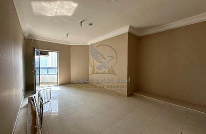 Apartment - 2 - 3 for rent in Al Majaz 2 - Al Majaz - Sharjah Apartment - 2 - 3 for rent in Al Majaz 2 - Al Majaz - Sharjah