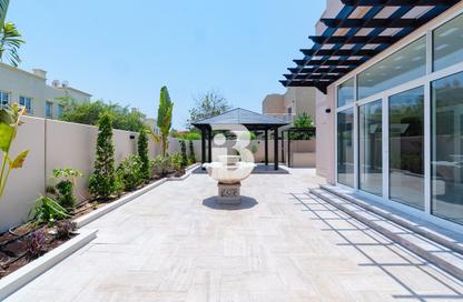 Villa - 4 Bedrooms - 5 Bathrooms for rent in District 16 - Jumeirah Village Circle - Dubai