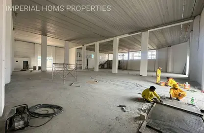 Warehouse - Studio - 1 Bathroom for rent in Umm Al Thuoob - Umm Al Quwain