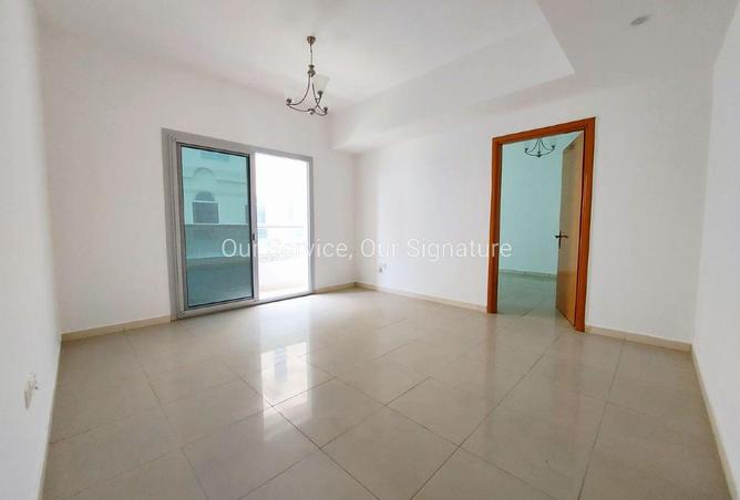102353656 - Property Image 2