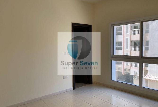 98710494 - Property Image 3
