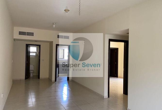 98710494 - Property Image 2