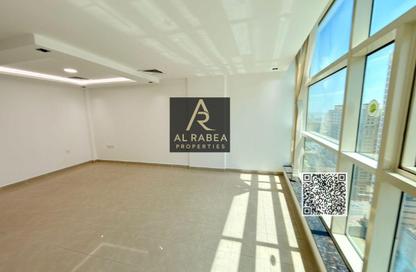 Half Floor - Studio - 4 Bathrooms for rent in Al Rumailah building - Al Rumailah 2 - Al Rumaila - Ajman