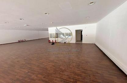 Warehouse - Studio - 3 for rent in Industrial Area 4 - Sharjah Industrial Area - Sharjah