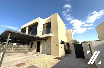 Villa - 4 Bedrooms - 5 Bathrooms for rent in The Turf - DAMAC Hills - Dubai