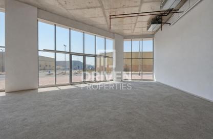 Retail - Studio - 1 for rent in Amaya Plaza - Nadd Al Hammar - Dubai