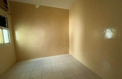 Villa - 2 Bedrooms - 2 Bathrooms for rent in Al Mamourah - Ras Al Khaimah