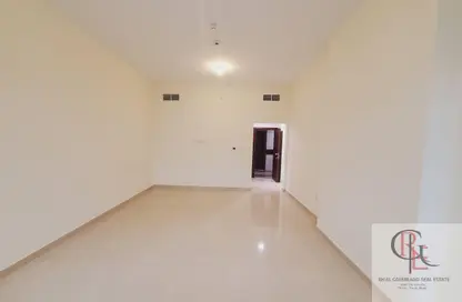 Apartment - 2 Bedrooms - 3 Bathrooms for rent in Shabiya 9 - Shabiya - Mussafah - Abu Dhabi