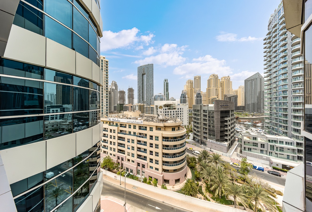 4 bedroom apartment in The Zen Tower, Dubai Marina: 24