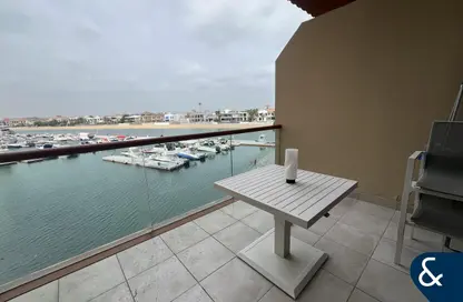 Apartment - Studio - 1 Bathroom for sale in Palm Views West - Palm Views - Palm Jumeirah - Dubai