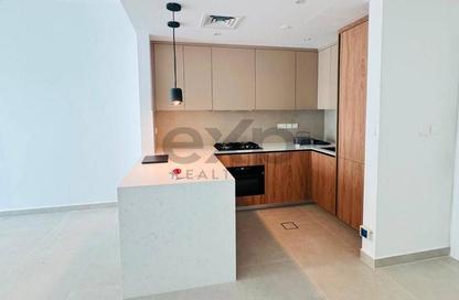 Apartment - 1 - 1 for sale in Mayfair Tower - Business Bay - Dubai