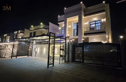 Villa - 5 Bedrooms - 7 Bathrooms for sale in Al Amira Village - Al Yasmeen - Ajman
