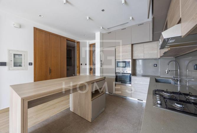 No Comms | Villa View | Luxury 1 BR photo 3