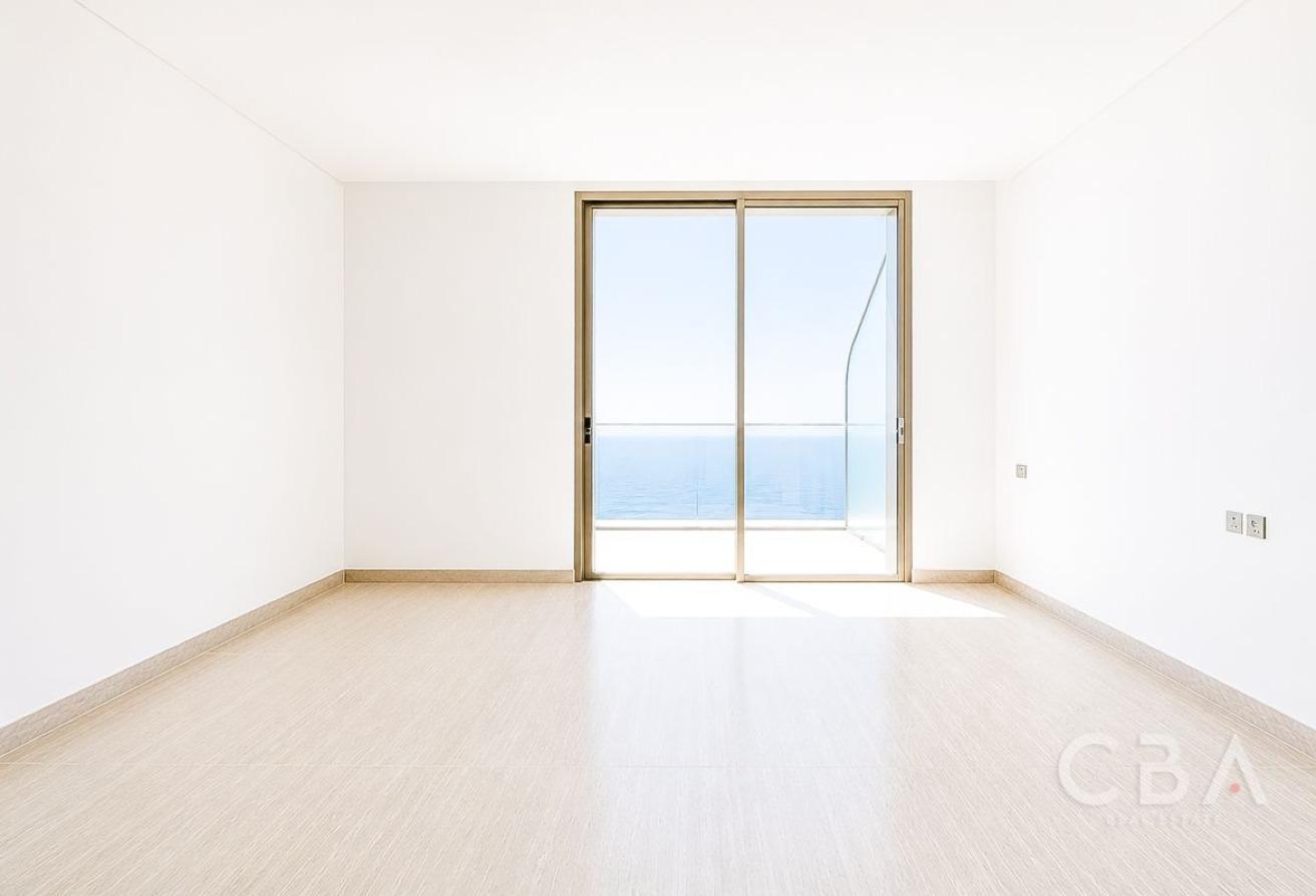 Ocean View | Middle Floor | Full Sized Balcony photo 4