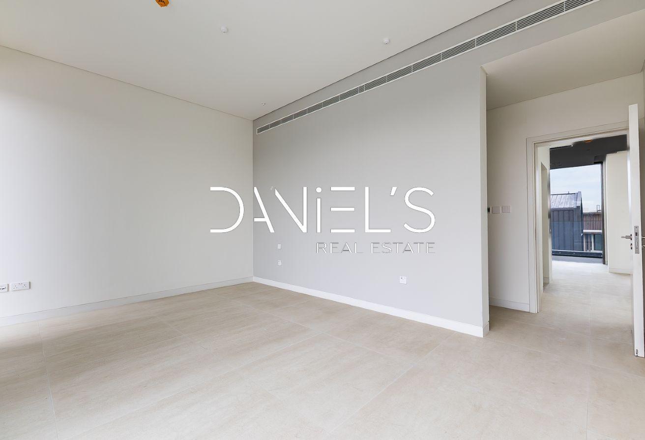 3 Beds + Maid | G+2 | Burj View | Move-in Ready photo 16