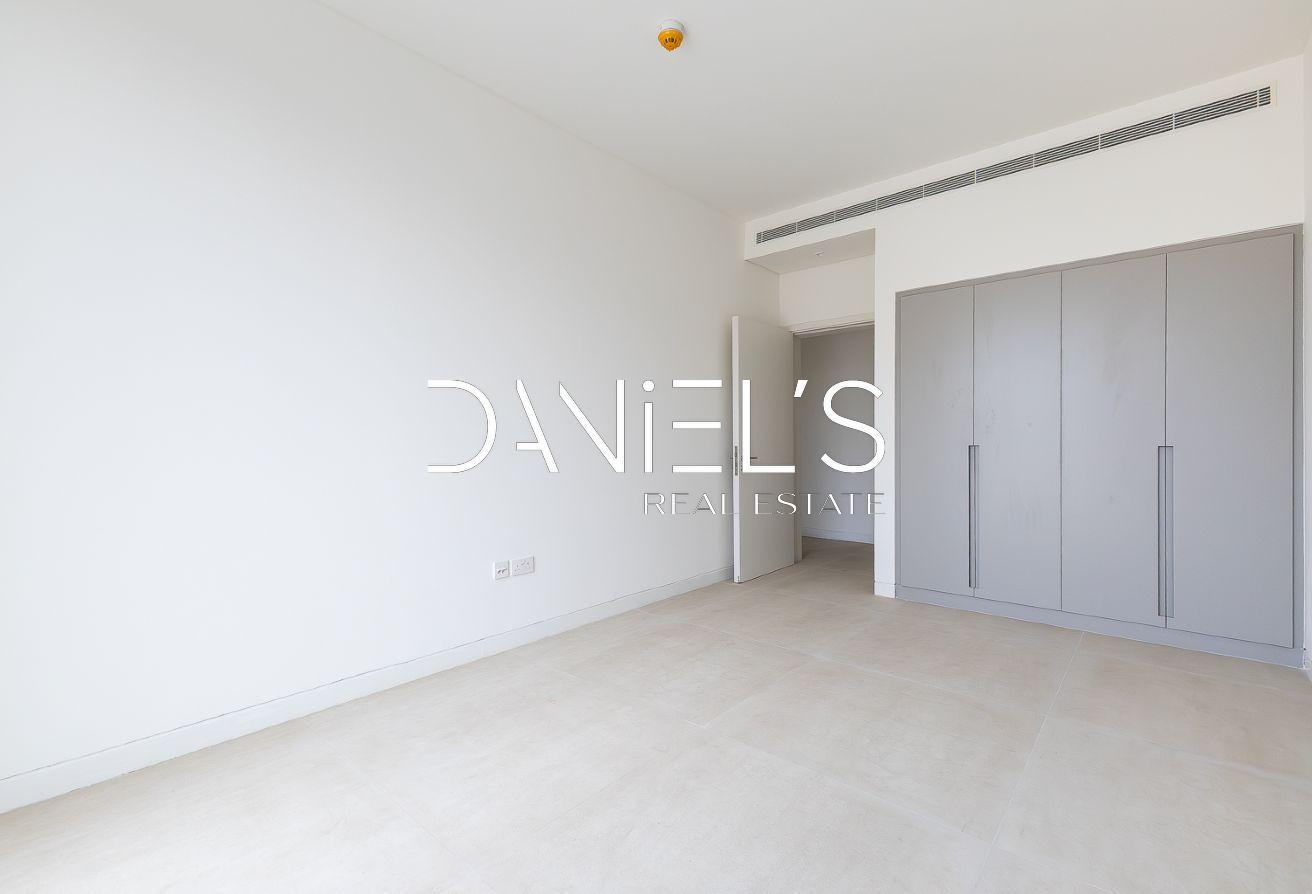 3 Beds + Maid | G+2 | Burj View | Move-in Ready photo 11